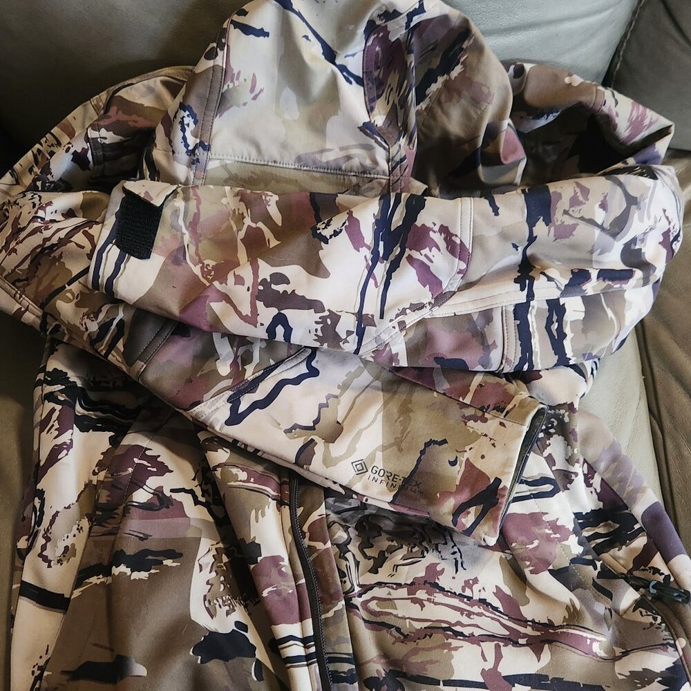 Under Armour Camo Goretex Coat